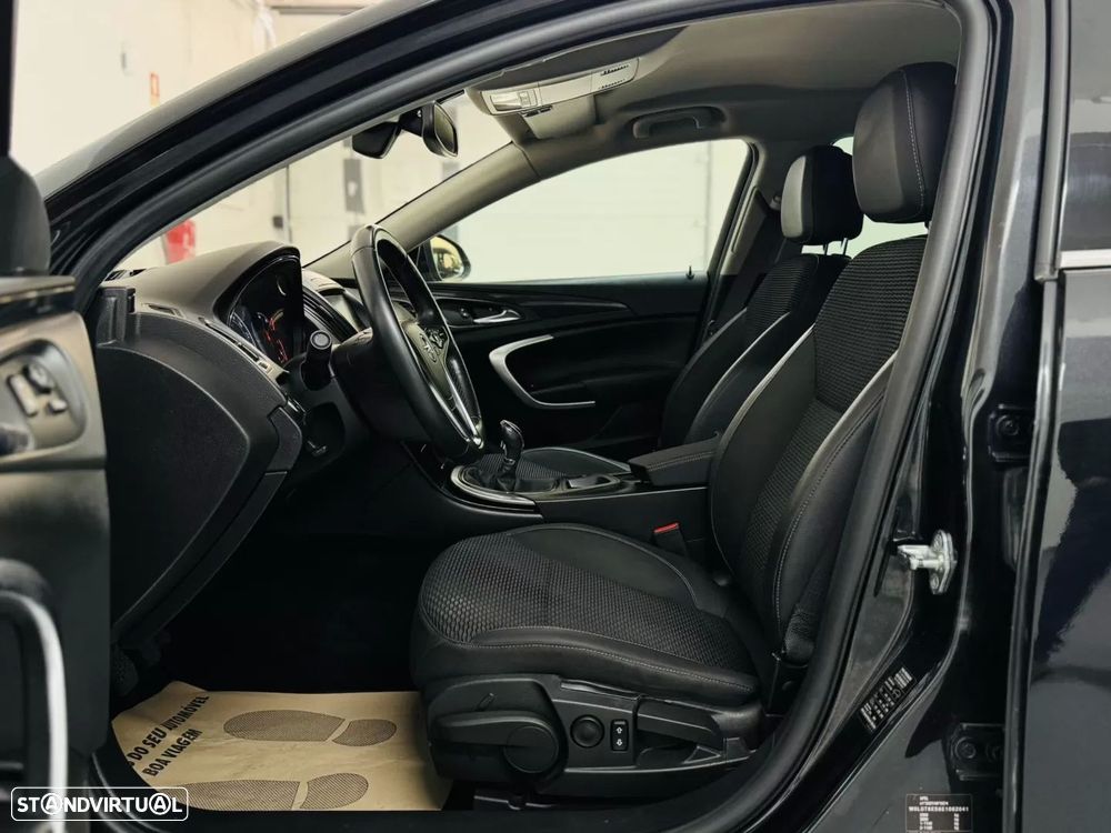 Opel Insignia Sports Tourer 2.0 CDTi Cosmo S/S - 24