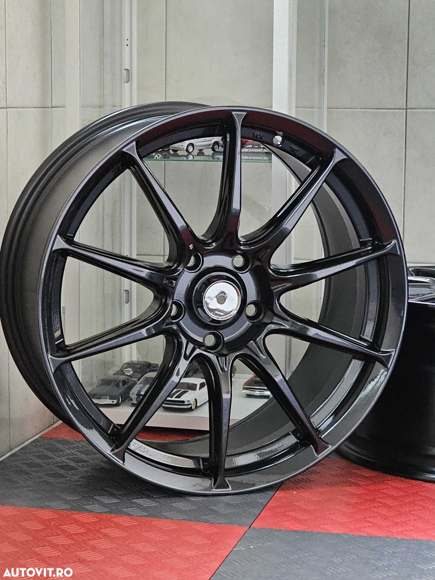 Jante aliaj 5x114,3 R18 18" negru lucios - 3