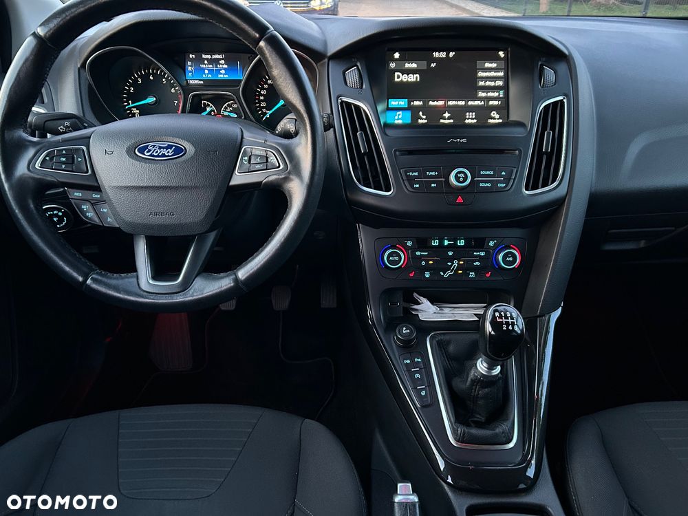 Ford Focus 1.0 EcoBoost Start-Stopp-System TITANIUM STYLE - 18