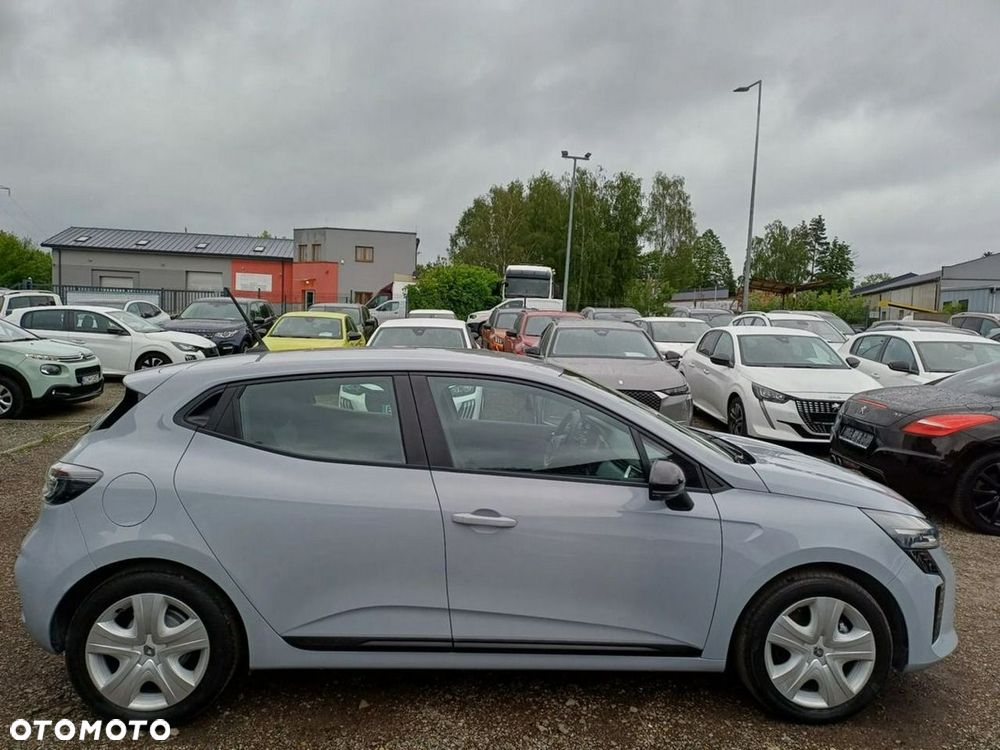 Renault Clio - 8