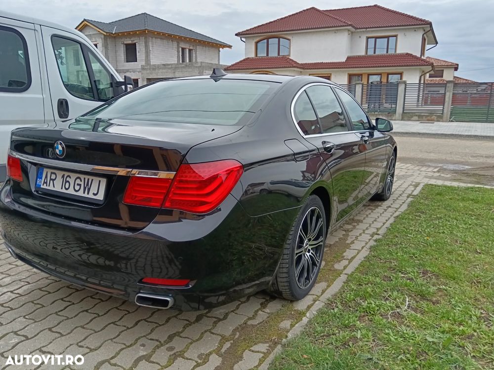 BMW Seria 7 740d Aut. - 7