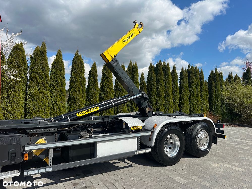 Scania / R500 / 6X2 / HAKOWIEC / Oś-SKRĘTNA-PODNOSZONA / - 16