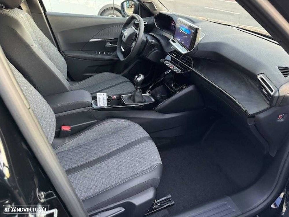 Peugeot 2008 1.2 PureTech Allure - 10