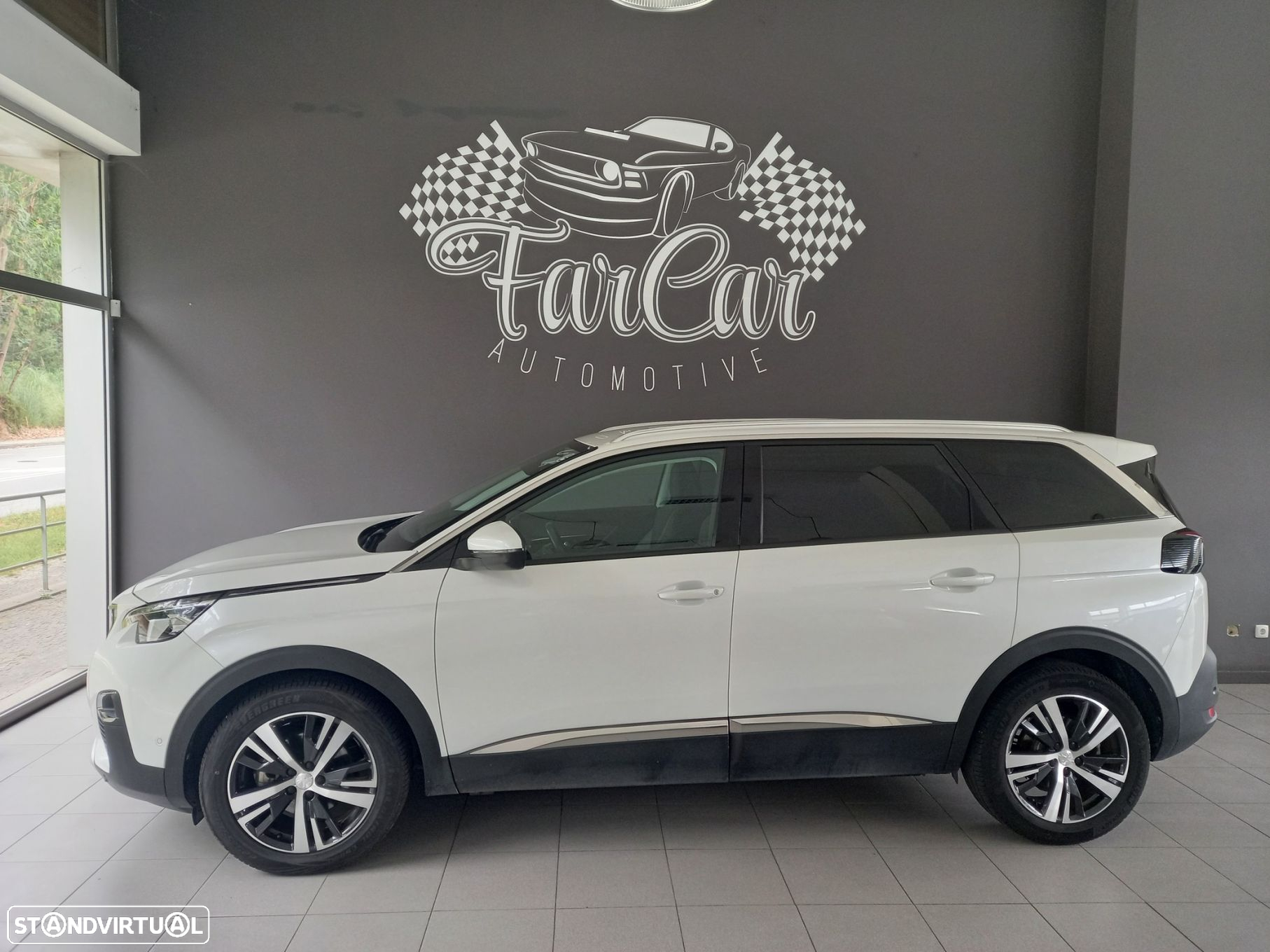 Peugeot 5008 1.5 BlueHDi Allure EAT8 - 2