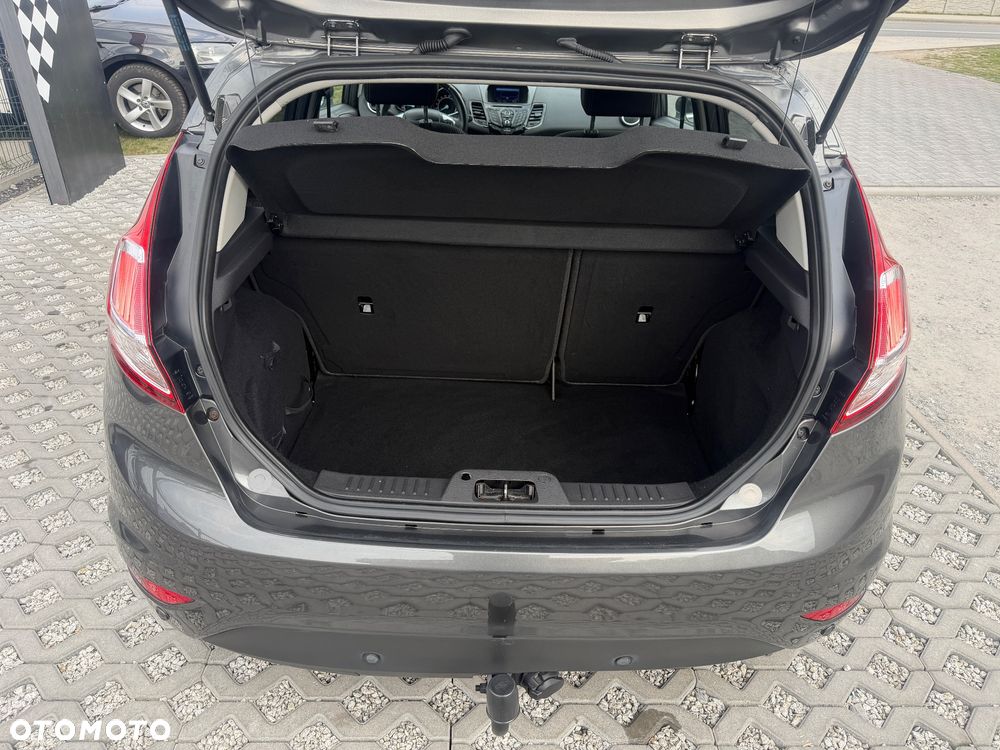 Ford Fiesta 1.0 EcoBoost S&S TITANIUM - 32