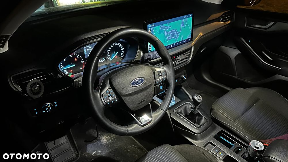 Ford Focus 1.5 EcoBlue STart-Stopp-System TITANIUM - 6