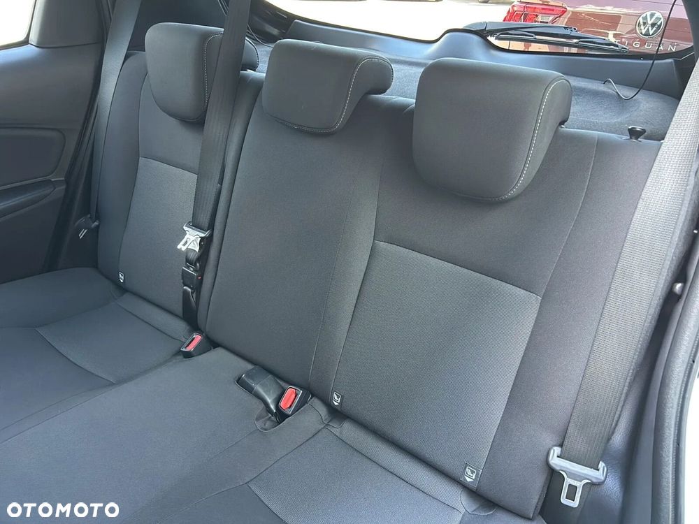 Toyota Yaris - 18