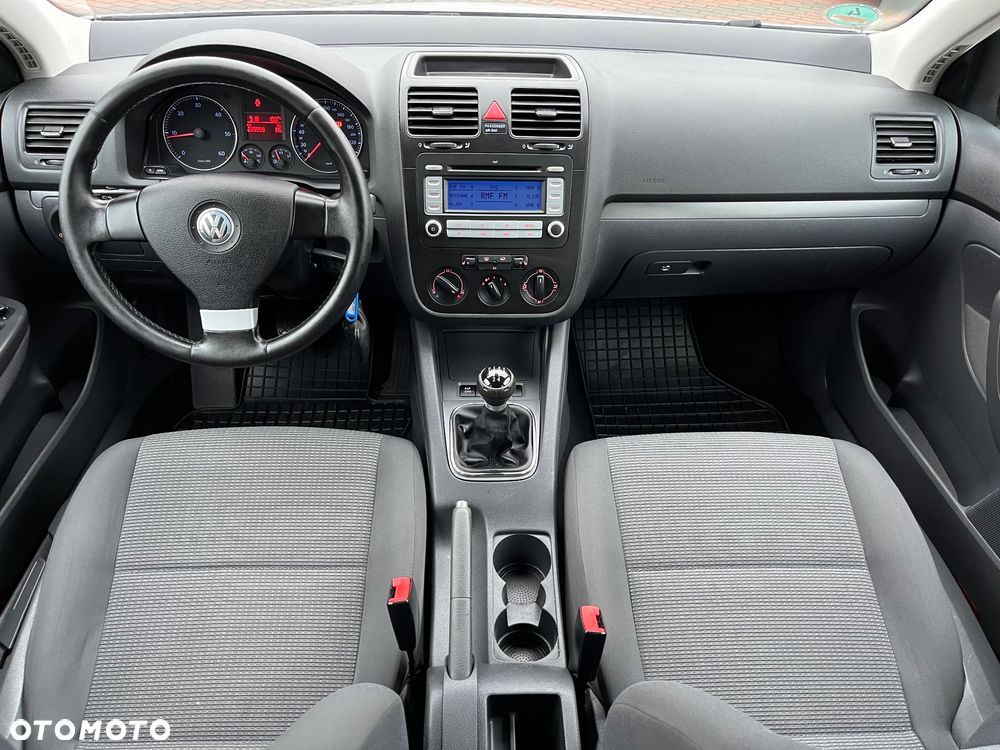 Volkswagen Golf 1.9 TDI DPF Trendline BlueMotion - 7