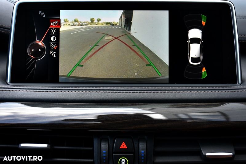 BMW X6 xDrive40d - 9