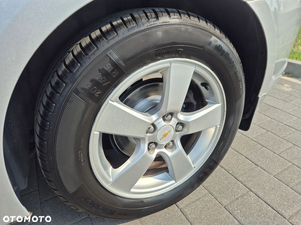 Chevrolet Cruze 1.8 LT - 23