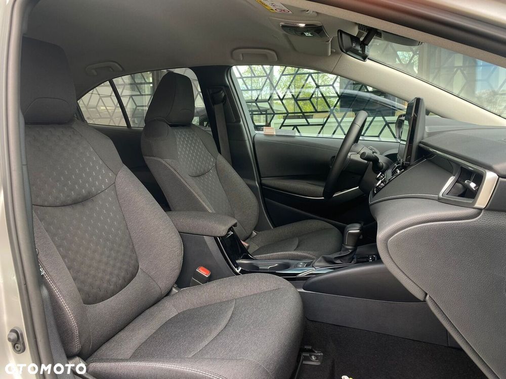 Toyota Corolla - 23