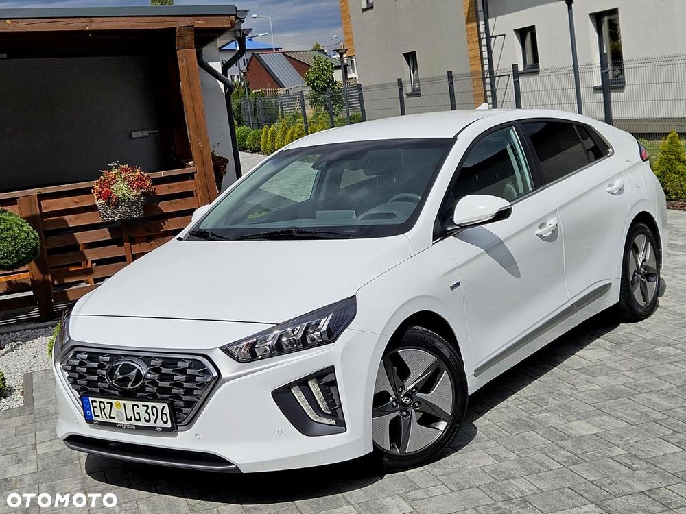 Hyundai IONIQ 1.6 GDI Premium - 3
