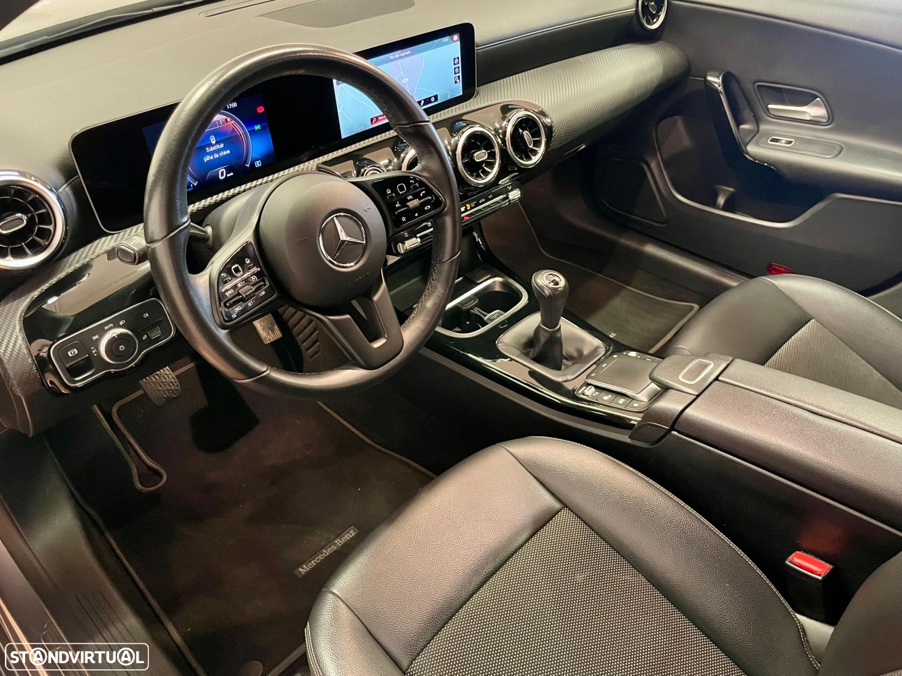 Mercedes-Benz CLA 180 Progressive - 16