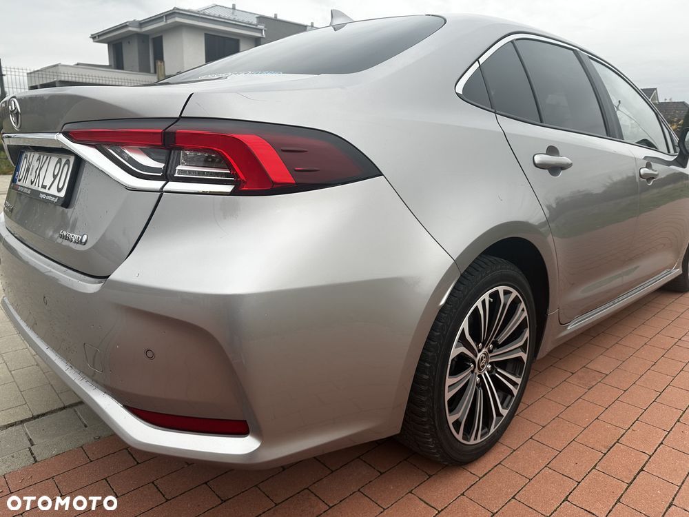 Toyota Corolla 1.8 Hybrid Comfort - 22