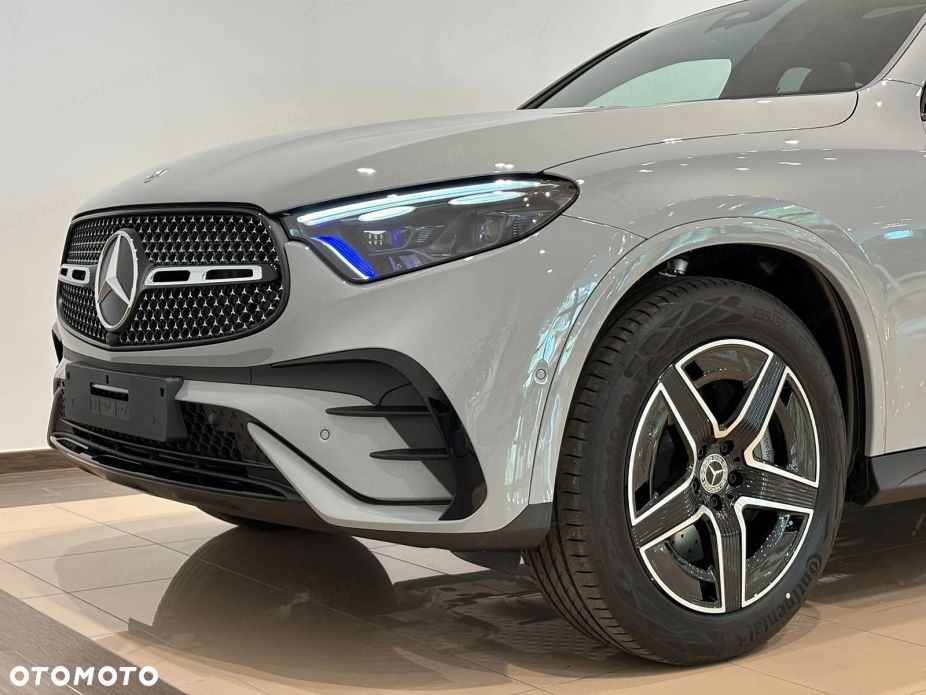 Mercedes-Benz GLC 200 mHEV 4-Matic AMG Line - 22
