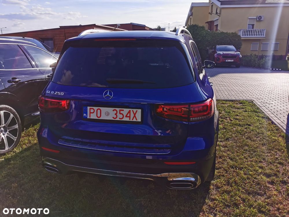 Mercedes-Benz GLB 250 8G-DCT AMG Line - 27