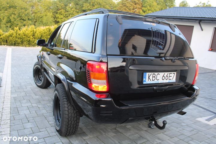 Jeep Grand Cherokee - 28