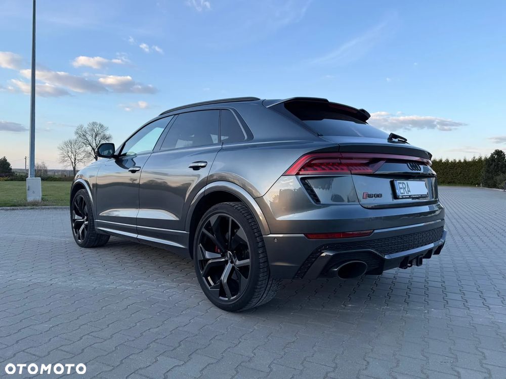 Audi RS Q8 - 5