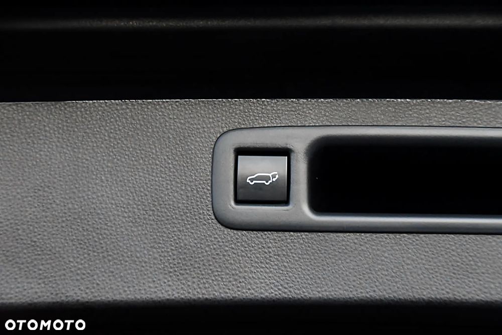 Toyota Highlander 2.5 Hybrid Prestige - 38