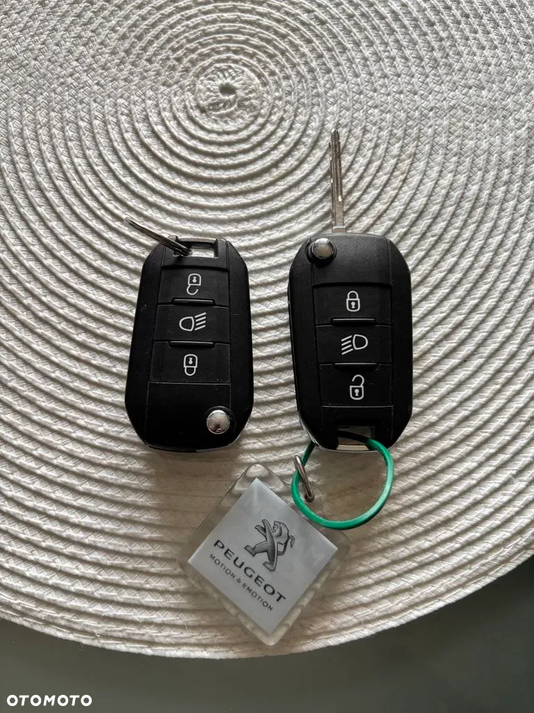 Peugeot 208 1.2 PureTech Active Pack S&S - 13