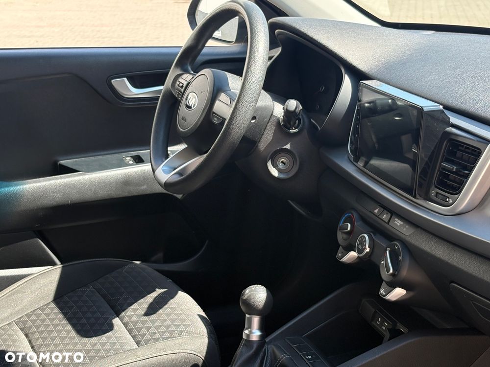 Kia Rio 1.2 M - 20