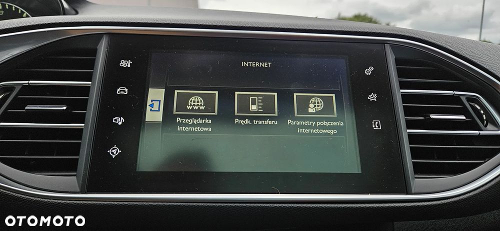 Peugeot 308 SW e-HDi 115 Stop & Start Allure - 13
