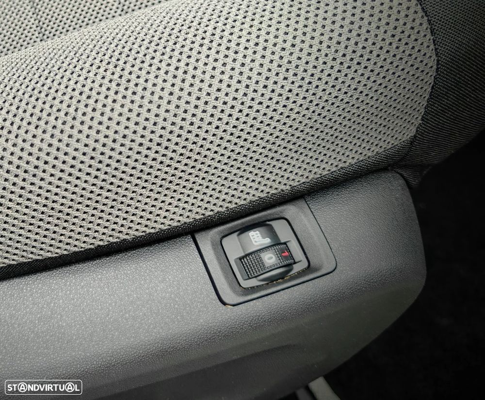 Citroën C3 Aircross BlueHDI 120 Stop & Start EAT6 SHINE PACK - 11
