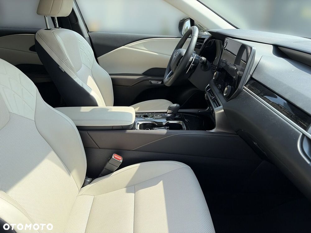 Lexus RX - 12