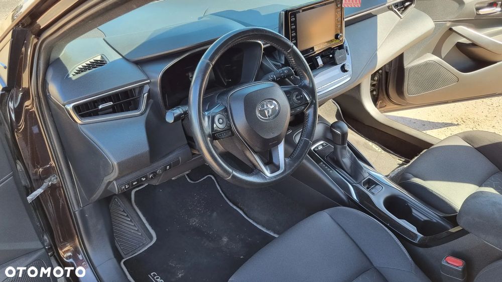 Toyota Corolla 1.8 Hybrid Comfort - 34
