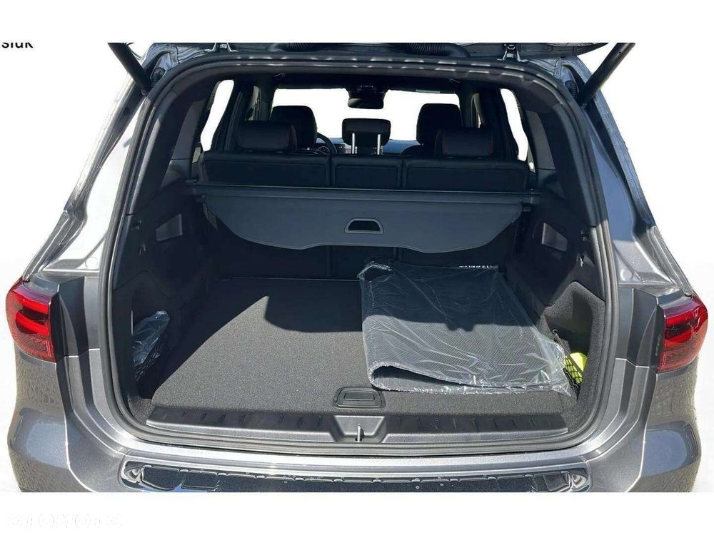 Mercedes-Benz GLB 200 AMG Line 7G-DCT - 8