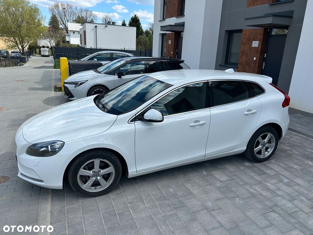 Volvo V40 D3 Geartronic Momentum - 15