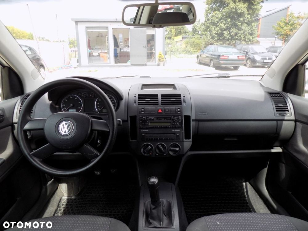 Volkswagen Polo - 5
