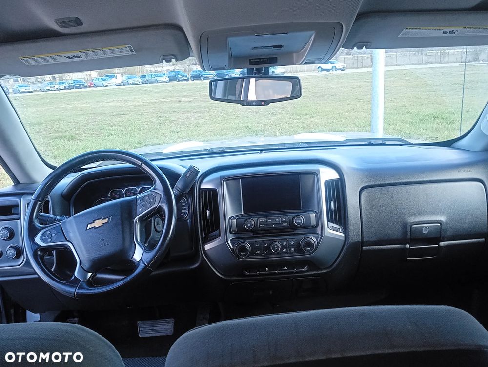 Chevrolet Silverado - 5