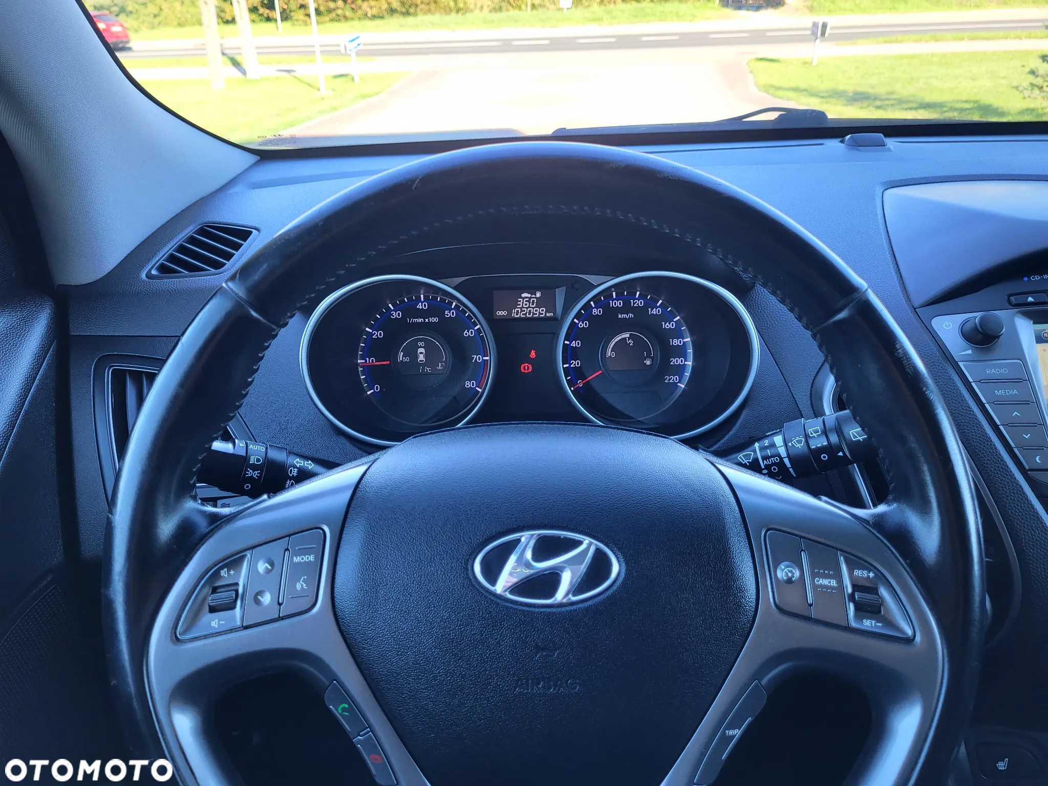 Hyundai ix35 blue 1.6 2WD Finale Gold - 31