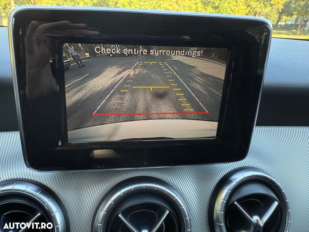 Mercedes-Benz CLA 220 CDI 7G-DCT AMG Line - 32