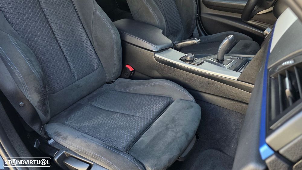 BMW 320 d Auto Pack M - 13
