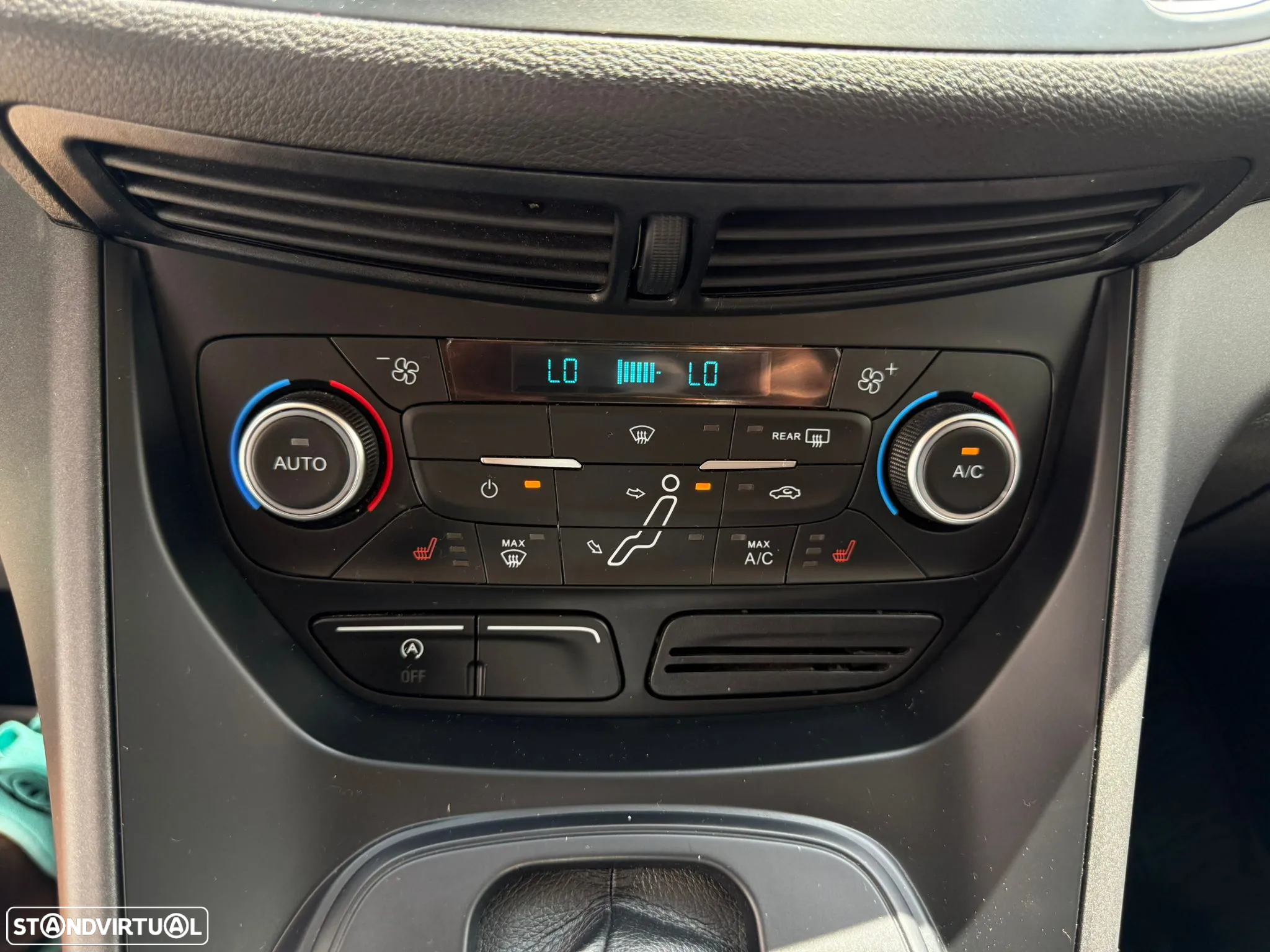 Ford C-Max 1.5 TDCi Titanium PS.S/S - 15