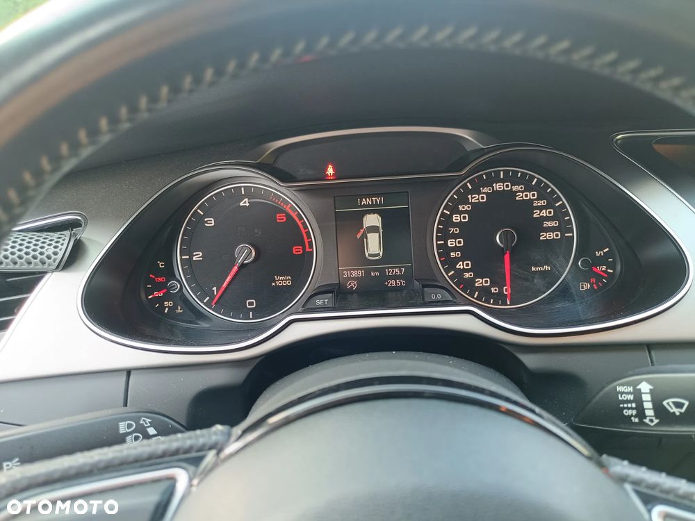 Audi A4 Avant - 8