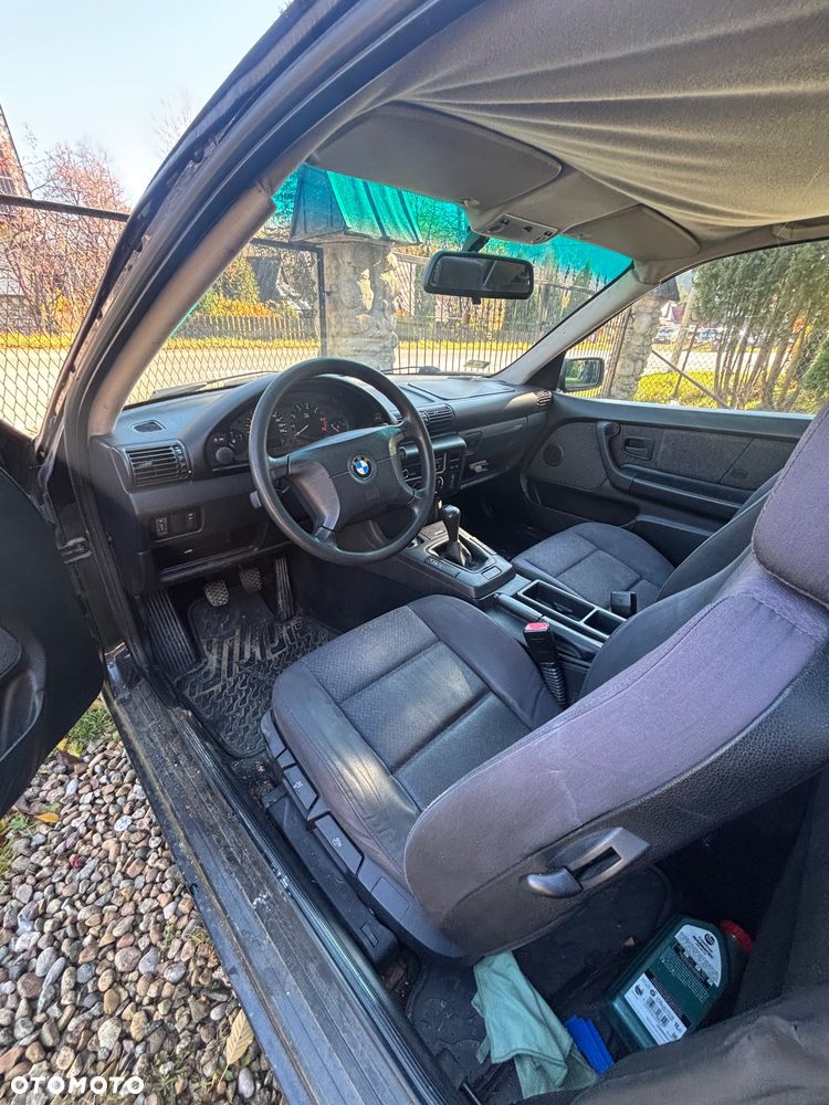 BMW Seria 3 316i - 4