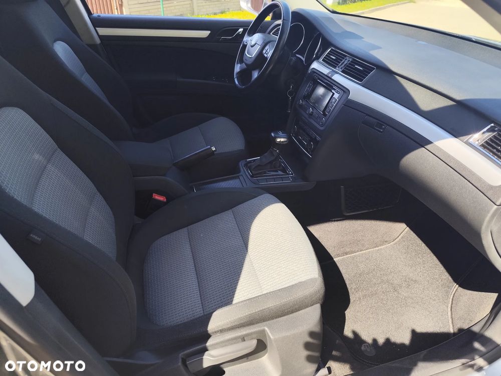 Skoda Superb 2.0 TDI DSG Elegance - 9