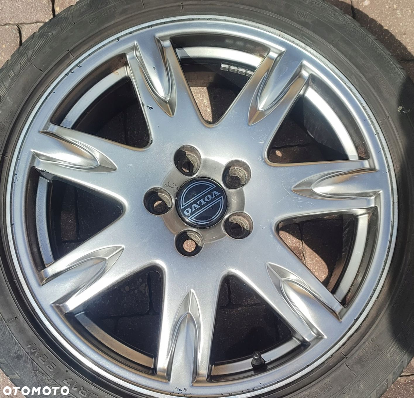 Felgi Aluminiowe Oryg. Volvo 17 Cali 5x108 7,5Jx17 Et49 Piasta Ø65,1mm - 4