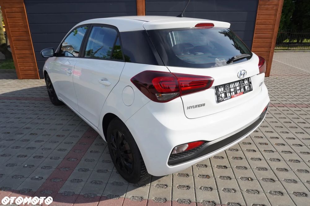 Hyundai i20 blue 1.2 Classic - 5
