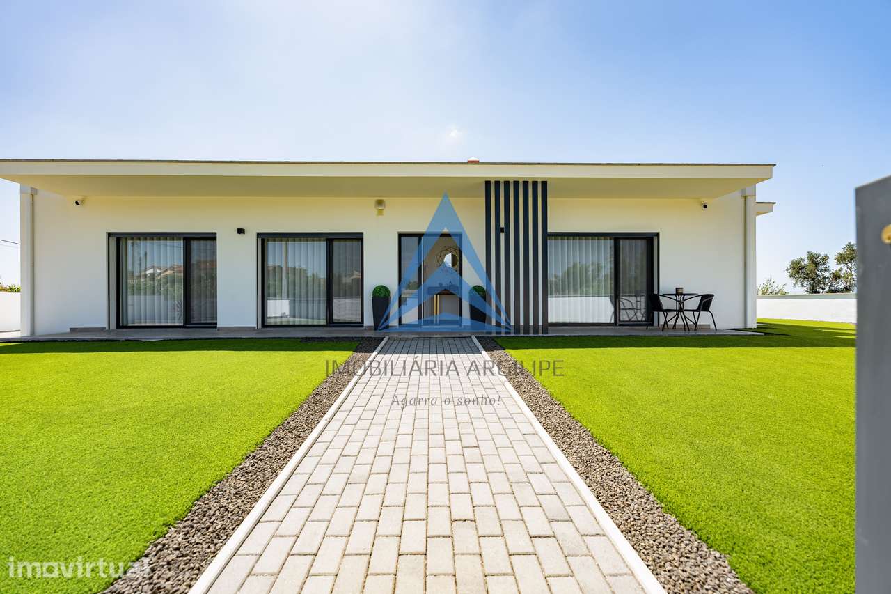 Moradia T4 com Jardim - Grande imagem: 2/54