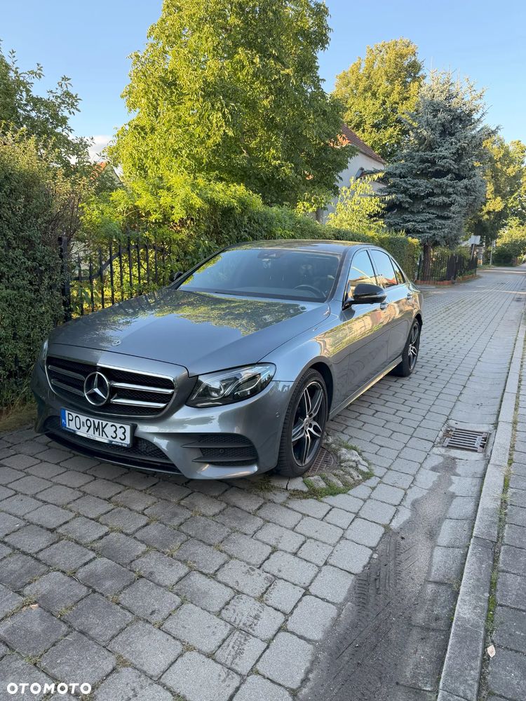 Mercedes-Benz Klasa E 220 d 4-Matic AMG - 3