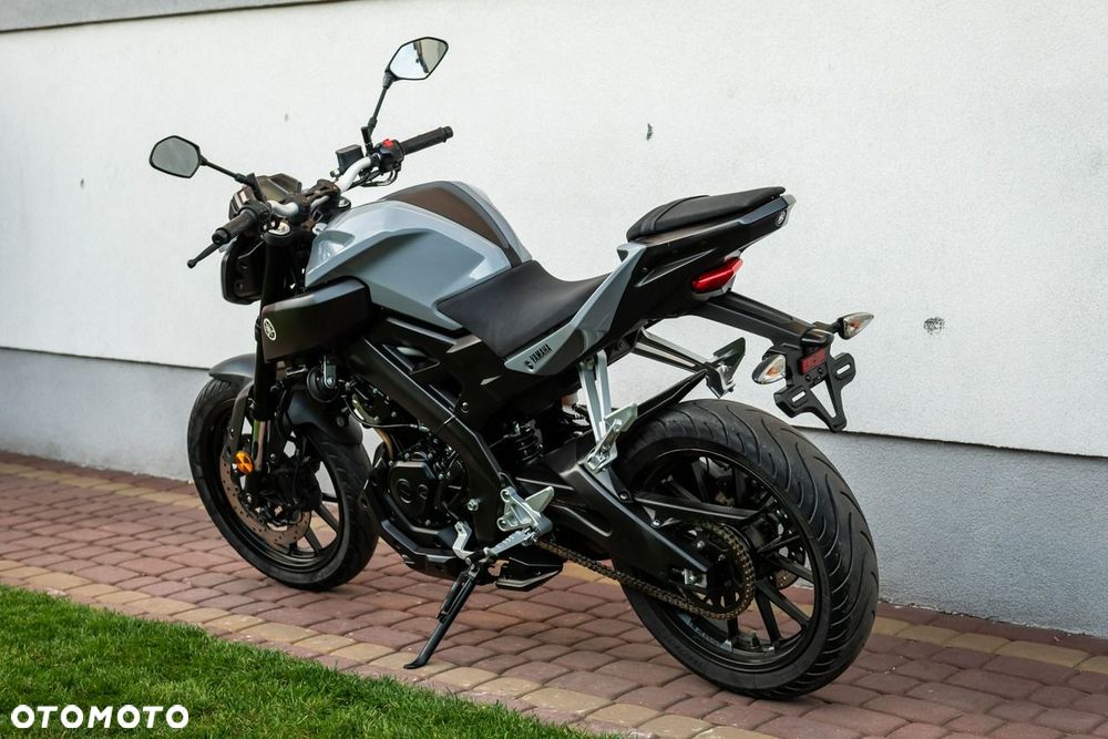 Yamaha MT - 4