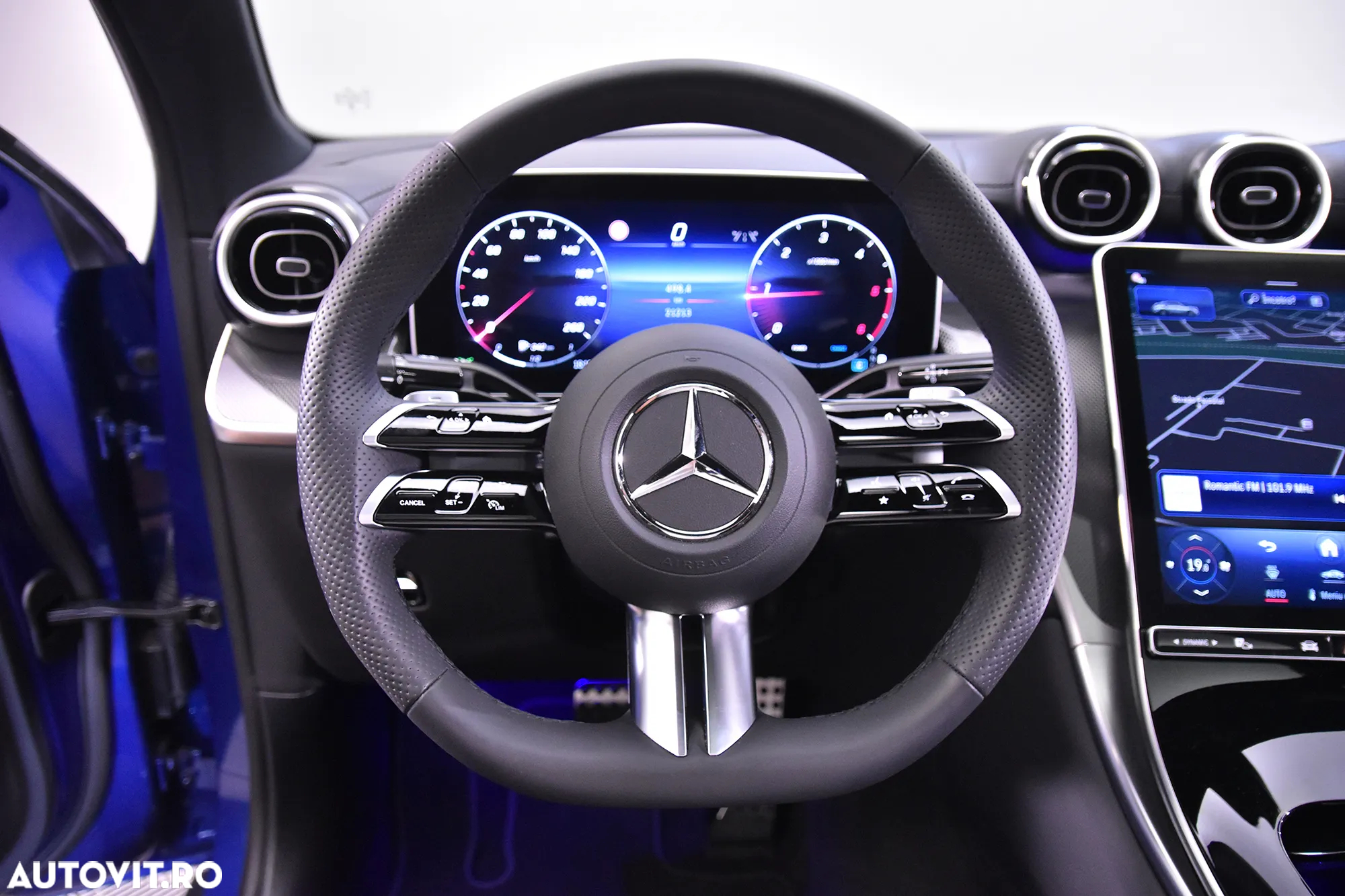 Mercedes-Benz GLC Coupe 300 d 4MATIC MHEV - 17