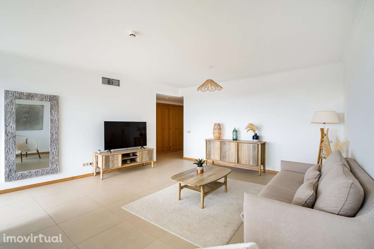 Apartamento T1 com vista mar a 600m da praia - Grande imagem: 4/29