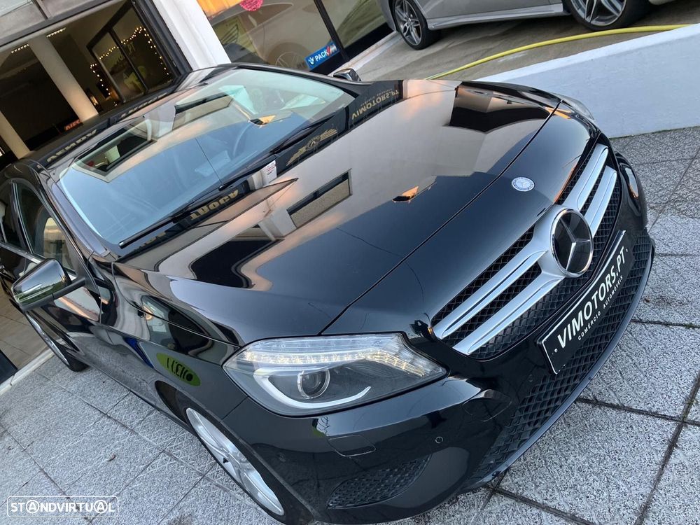 Mercedes-Benz A 180 - 4