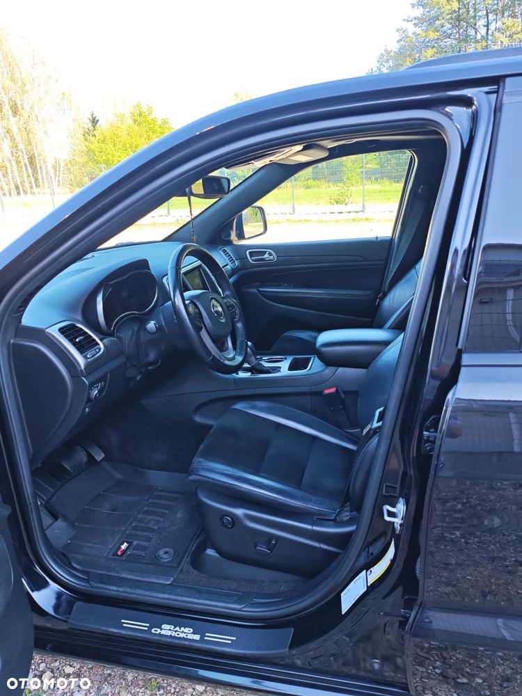 Jeep Grand Cherokee - 10