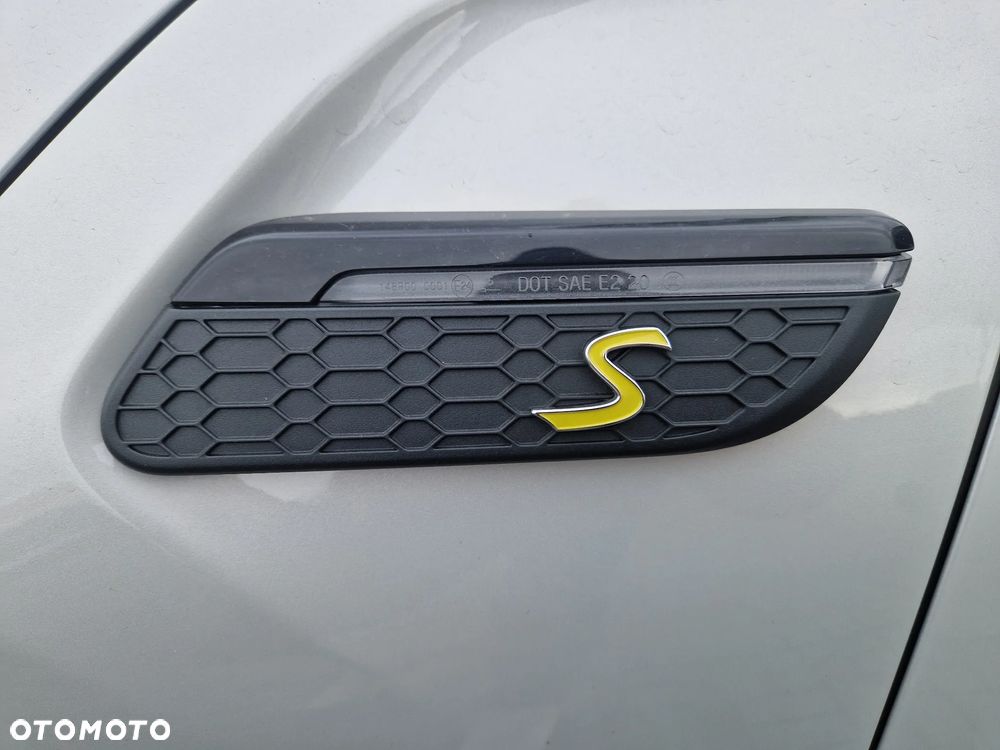 MINI Cooper SE Electric Trim - 10